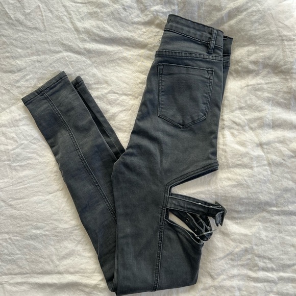 NWT Fashion Nova Jeans - Picture 2 of 3